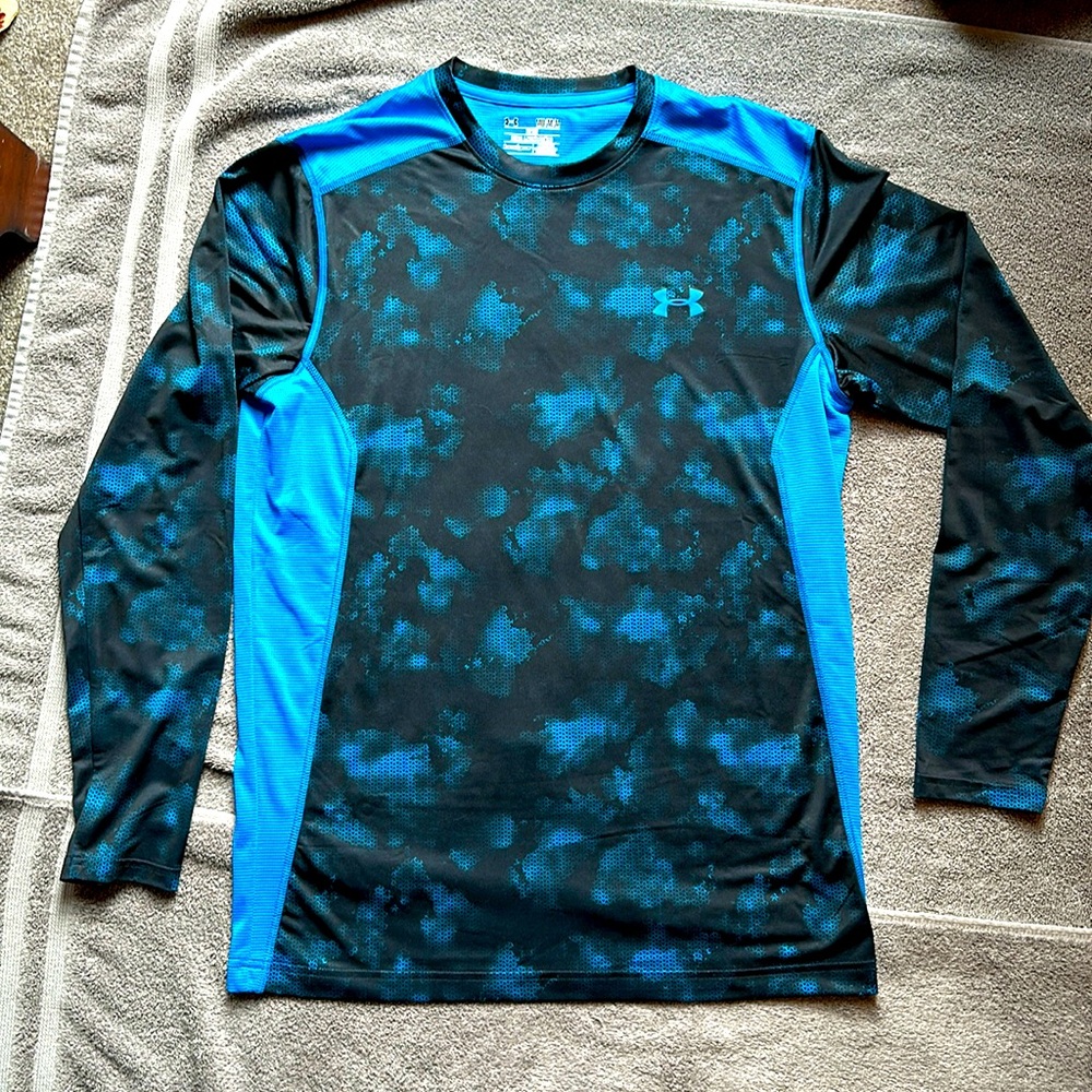 Under armor, long sleeve shirt, heat gear